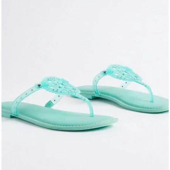 Torrid size 10 Mint Medallion T-strap Sandal - Picture 1 of 4